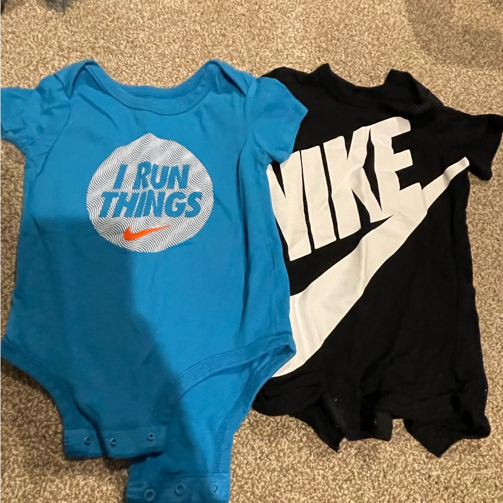 Nike onesie and romper set 6-9 month size